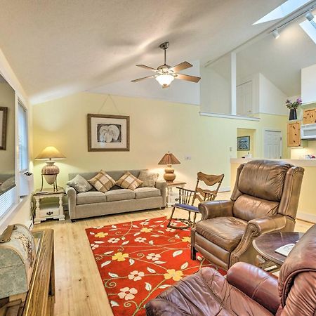 Charming Retreat Near Downtown Frankfort And Beaches Extérieur photo