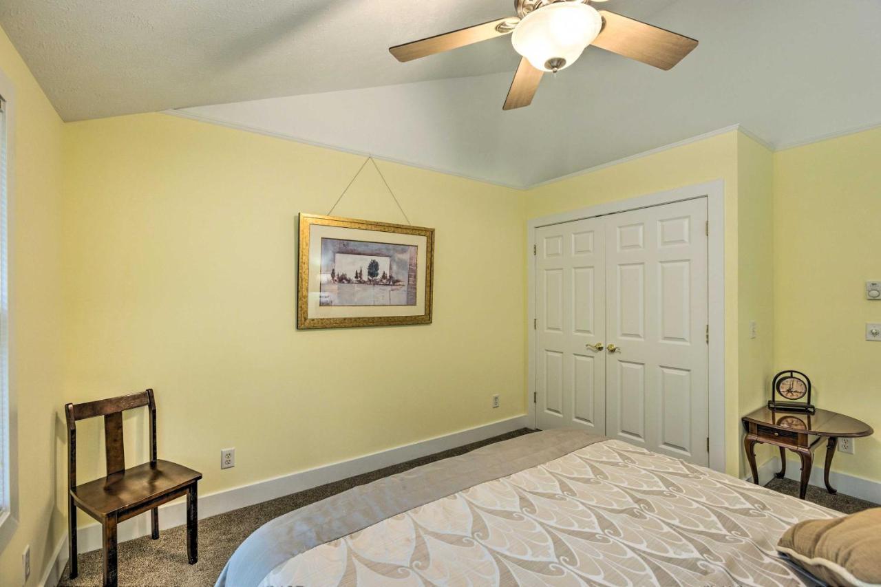Charming Retreat Near Downtown Frankfort And Beaches Extérieur photo