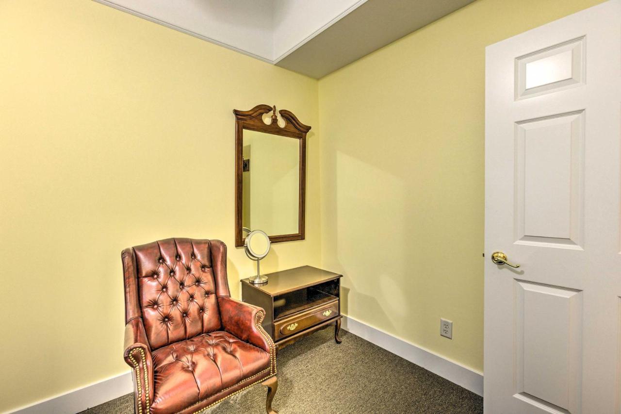 Charming Retreat Near Downtown Frankfort And Beaches Extérieur photo
