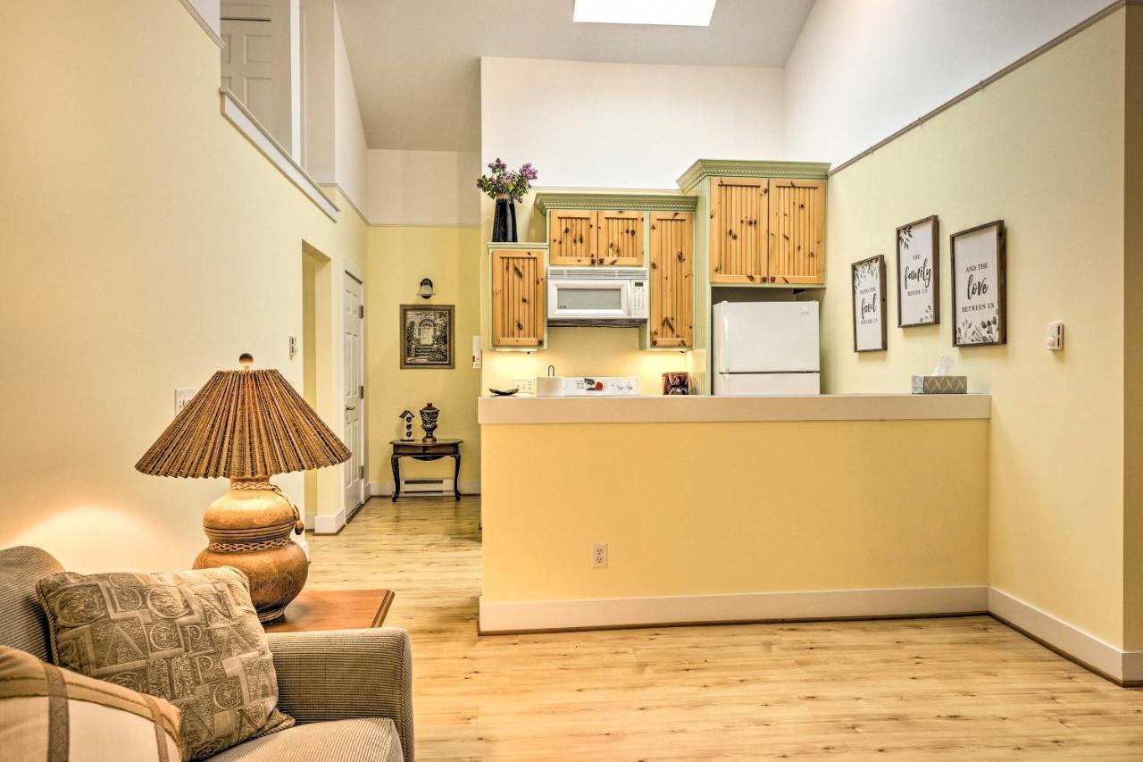 Charming Retreat Near Downtown Frankfort And Beaches Extérieur photo