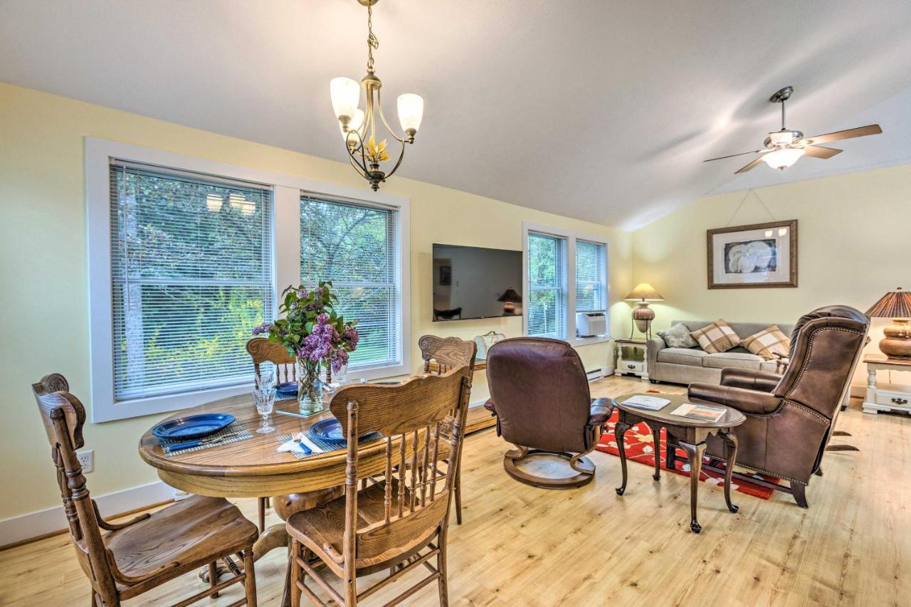 Charming Retreat Near Downtown Frankfort And Beaches Extérieur photo