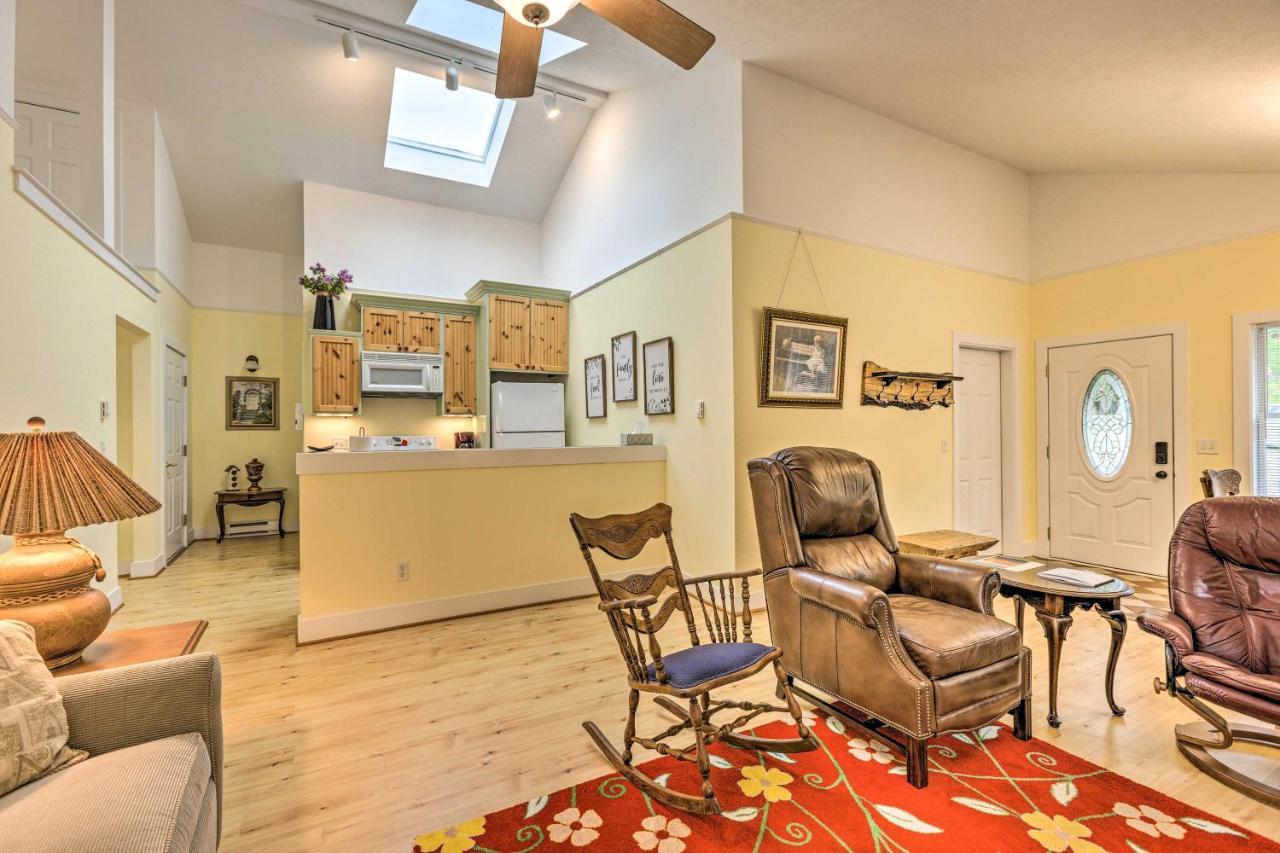 Charming Retreat Near Downtown Frankfort And Beaches Extérieur photo